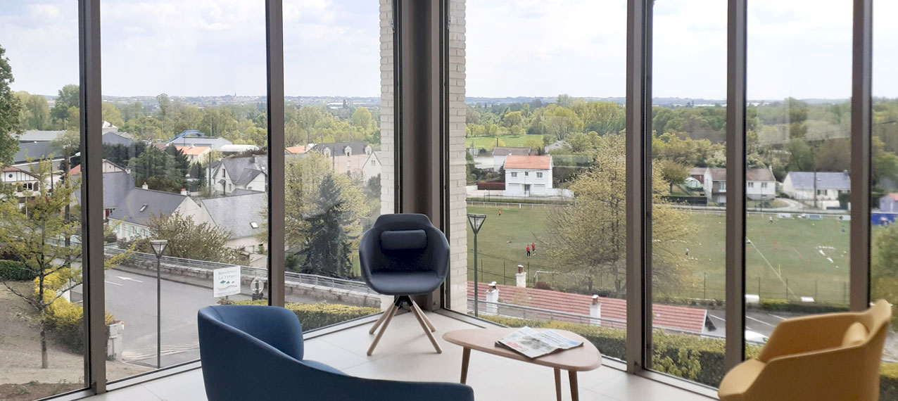 <font color ="#ffffff">Une résidence <strong><br/>agréable à vivre</strong></font>